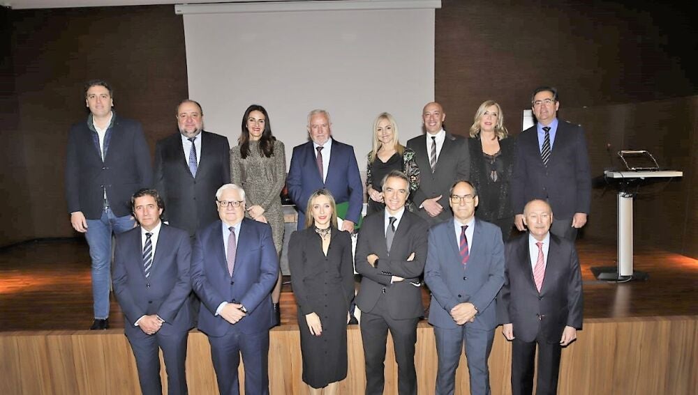 Junta directiva 2022-2026 del Círculo Empresarial de Elche y Comarca.