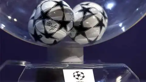 Sorteo Champions League hoy: a qué hora es y dónde seguir online y en TV los cruces de cuartos Sorteo de Champions. / Efe