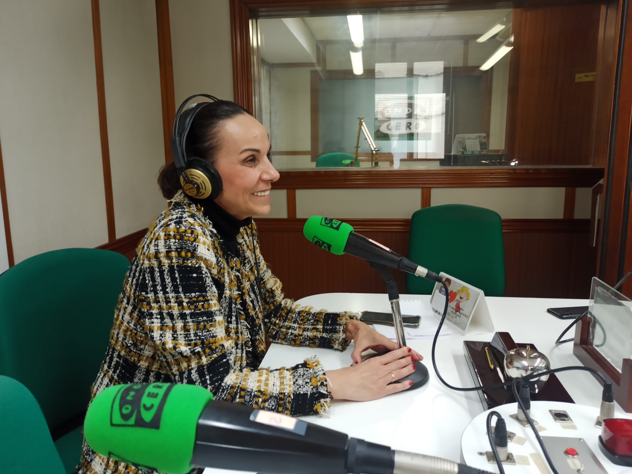 Eva Masías da un repaso a los asuntos mas relevantes de la ciudad en Onda Cero Eva Masías da un repaso a los asuntos mas relevantes de la ciudad en Onda Cero