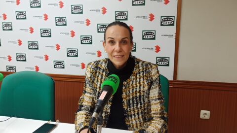 Eva Mar&iacute;a Mas&iacute;as, en los estudios de Onda Cero Ciudad Real