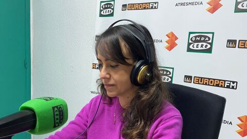 Ángela Aragonés responde a las consultas jurídicas de los oyentes. Ángela Aragonés responde a las consultas jurídicas de los oyentes.