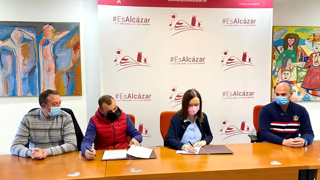 Renovación convenio con la Sociedad de Cazadores la Deportiva Renovación convenio con la Sociedad de Cazadores la Deportiva