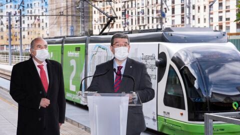 Imagen de la presentaci&oacute;n de la ampliaci&oacute;n de la l&iacute;nea del tranv&iacute;a