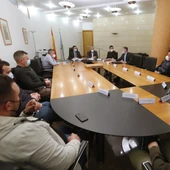 A Xunta e as industrias cárnicas instan o goberno a garantizar a saida de carne dos matadeiros A Xunta e as industrias cárnicas instan o goberno a garantizar a saida de carne dos matadeiros