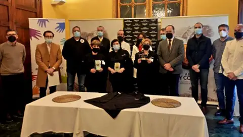 El “Bar Asador San Francisco” gana el a final del I Concurso de Arroz y Costra de Orihuela premio arroz y costra