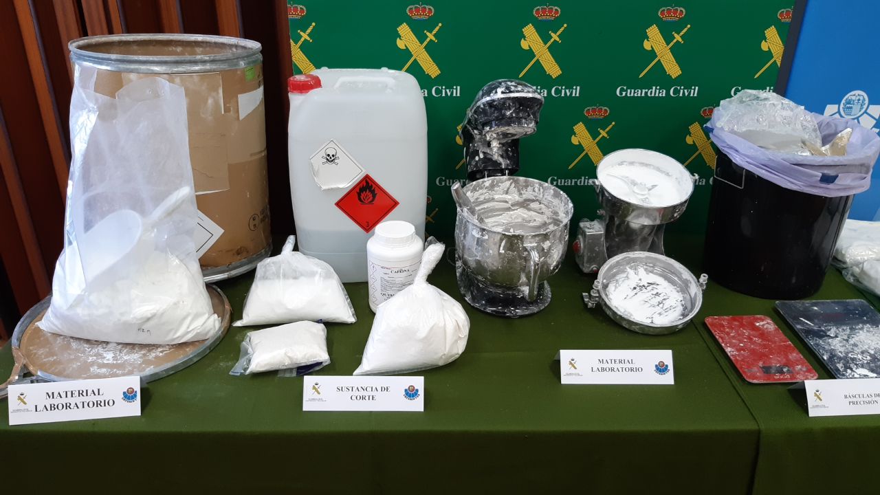 La ertzaintza desmantela dos laboratorios de droga La ertzaintza desmantela dos laboratorios de droga