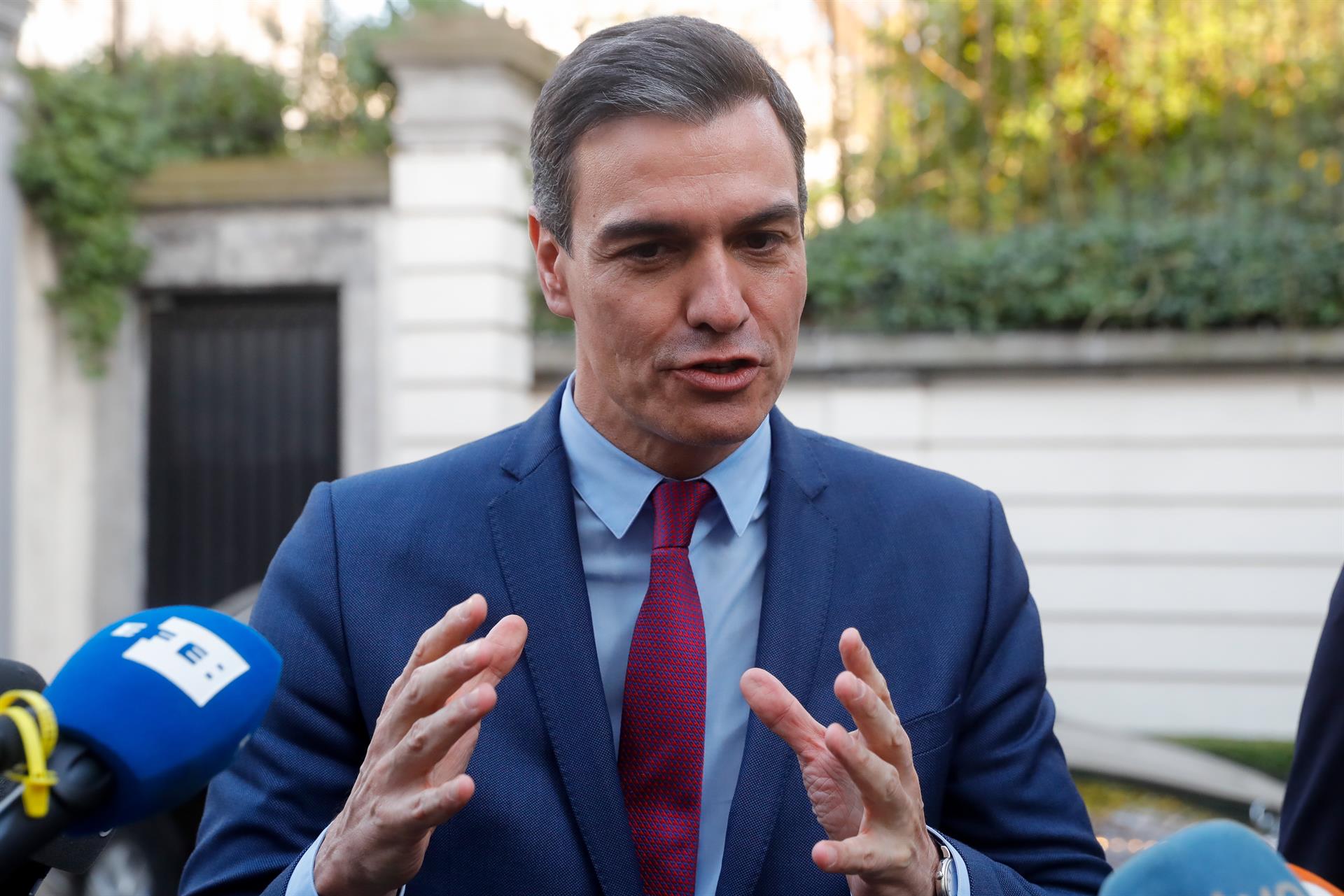 Primeras explicaciones de Sánchez tras el giro del Sáhara: "Sienta las bases de una relación más sólida y sincera" Primeras explicaciones de Sánchez tras el giro del Sáhara: "Sienta las bases de una relación más sólida y sincera"