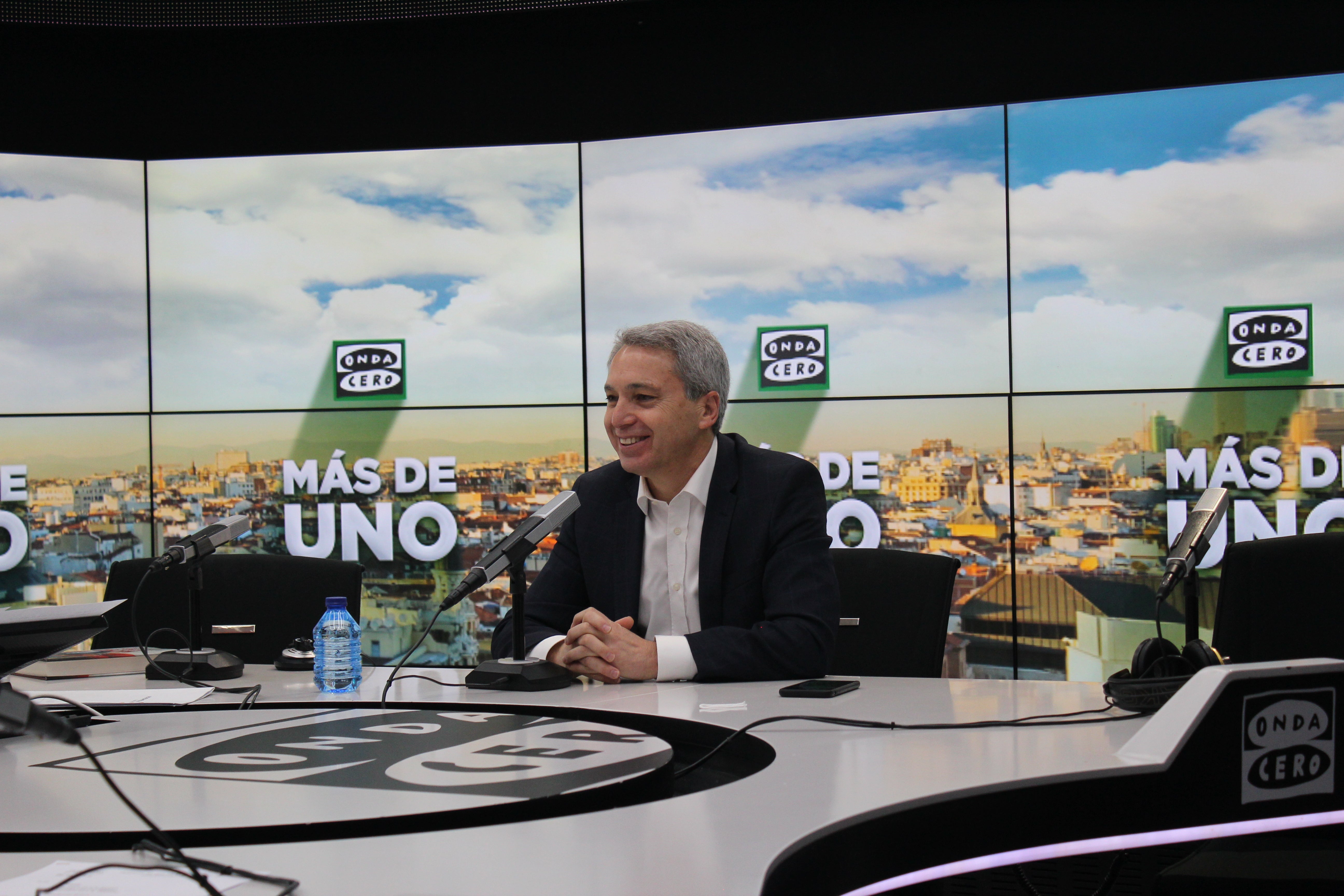 Vídeo de la entrevista de Carlos Alsina a Vicente Vallés Vídeo de la entrevista de Carlos Alsina a Vicente Vallés