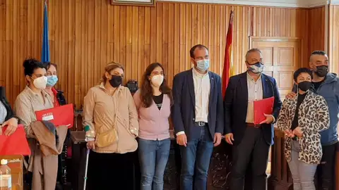 Acto de entrega de las viviendas Acto de entrega de las viviendas