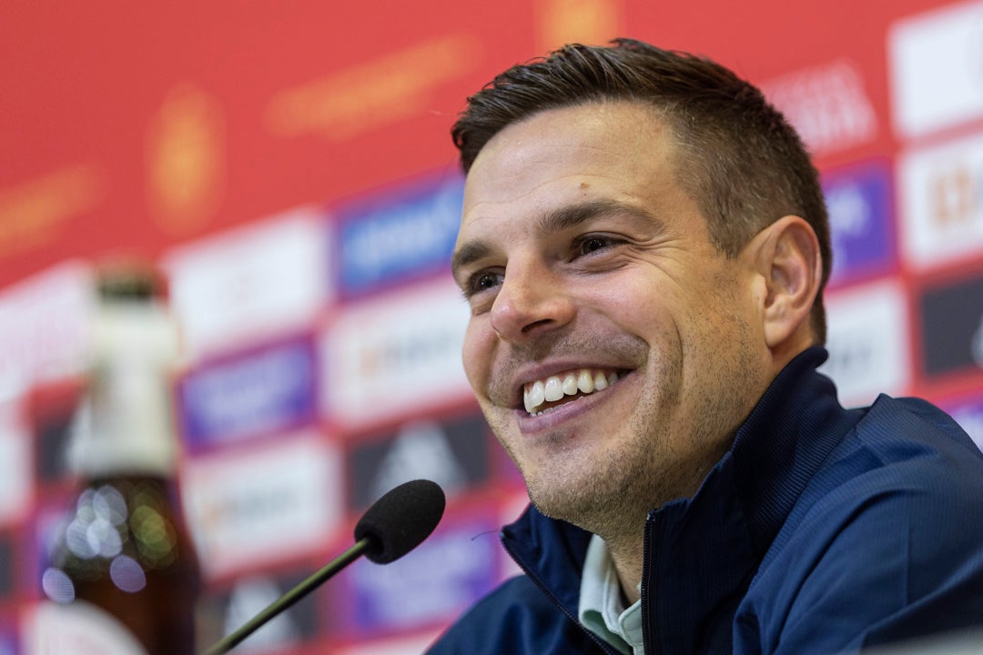 Azpilicueta: "¿Favoritos? Hay que demostrarlo en el campo" Azpilicueta: "¿Favoritos? Hay que demostrarlo en el campo"
