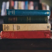 Imagen de archivo de libros de Tolkien. / Pixabay Imagen de archivo de libros de Tolkien. / Pixabay