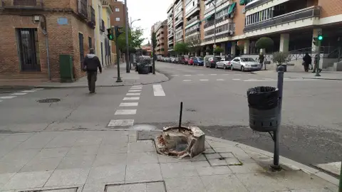 Los vecinos del Paseo de la Estación piden el regreso de la fuente destrozada en un accidente de tráfico el pasado diciembre Los vecinos del Paseo de la Estación piden el regreso de la fuente destrozada en un accidente de tráfico el pasado diciembre