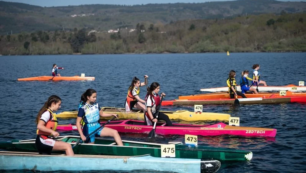 A Deputación renova súa alianza co piragüismo galego A Deputación renova súa alianza co piragüismo galego