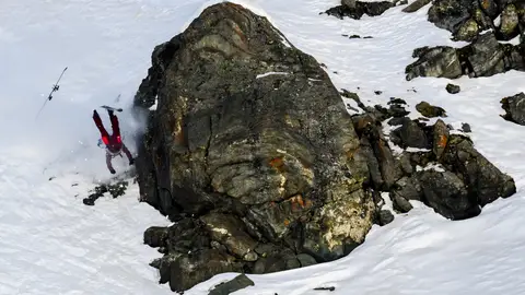 El español Aymar Navarro sufre un accidente pero parece fuera de peligro El español Aymar Navarro sufre un accidente pero parece fuera de peligro