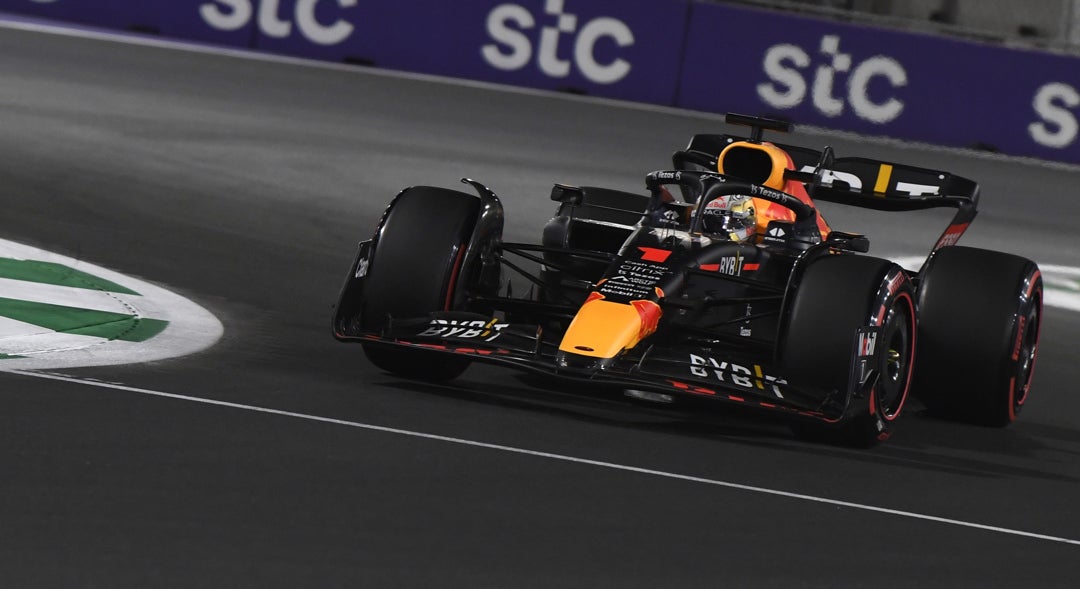 Verstappen ganó, Leclerc sigue líder y Sainz fue tercero en Arabia Verstappen ganó, Leclerc sigue líder y Sainz fue tercero en Arabia