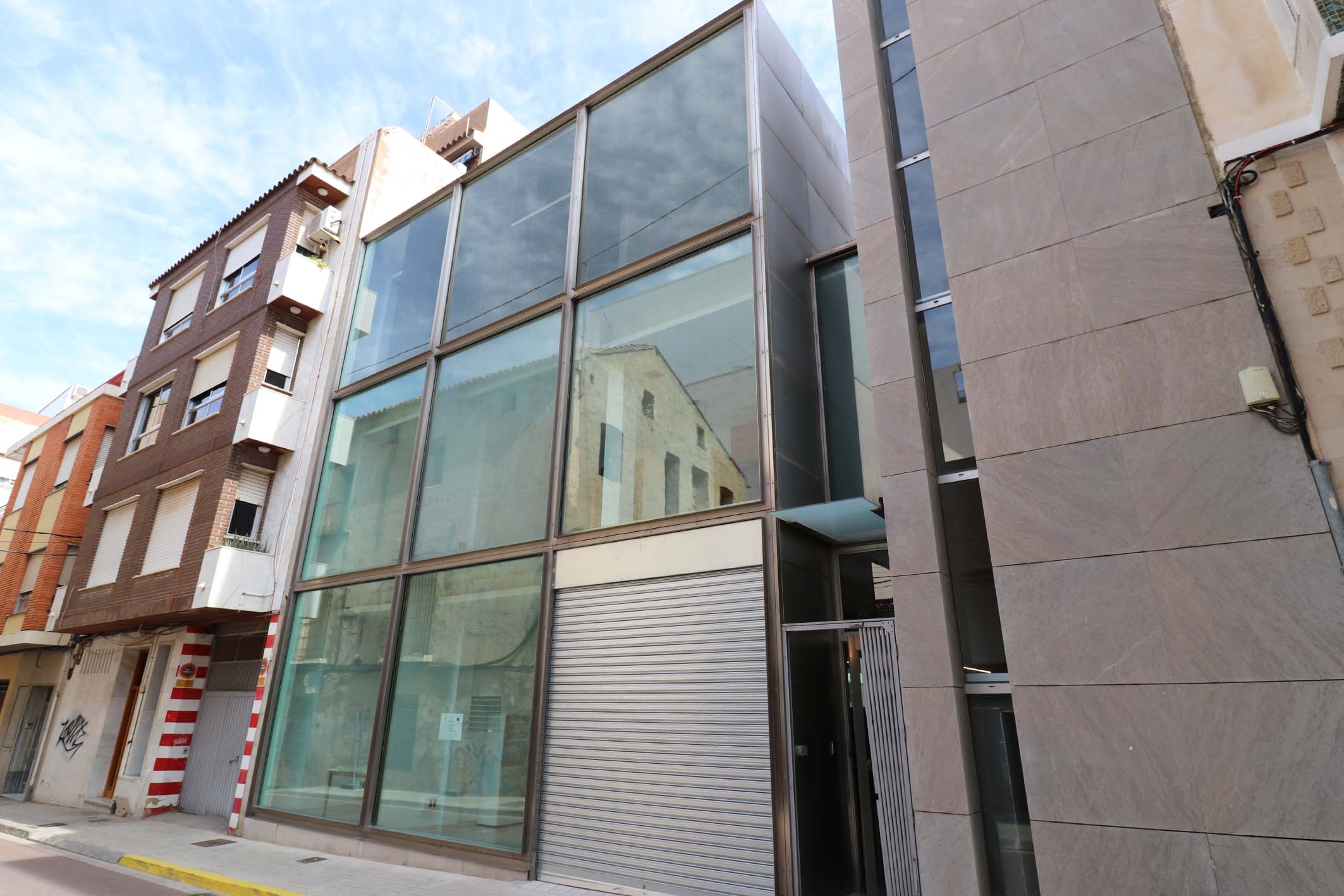 El Casal Jove de Sagunto se inaugura el 1 de Abril con una fiesta para niños y jóvenes El Casal Jove de Sagunto se inaugura el 1 de Abril con una fiesta para niños y jóvenes
