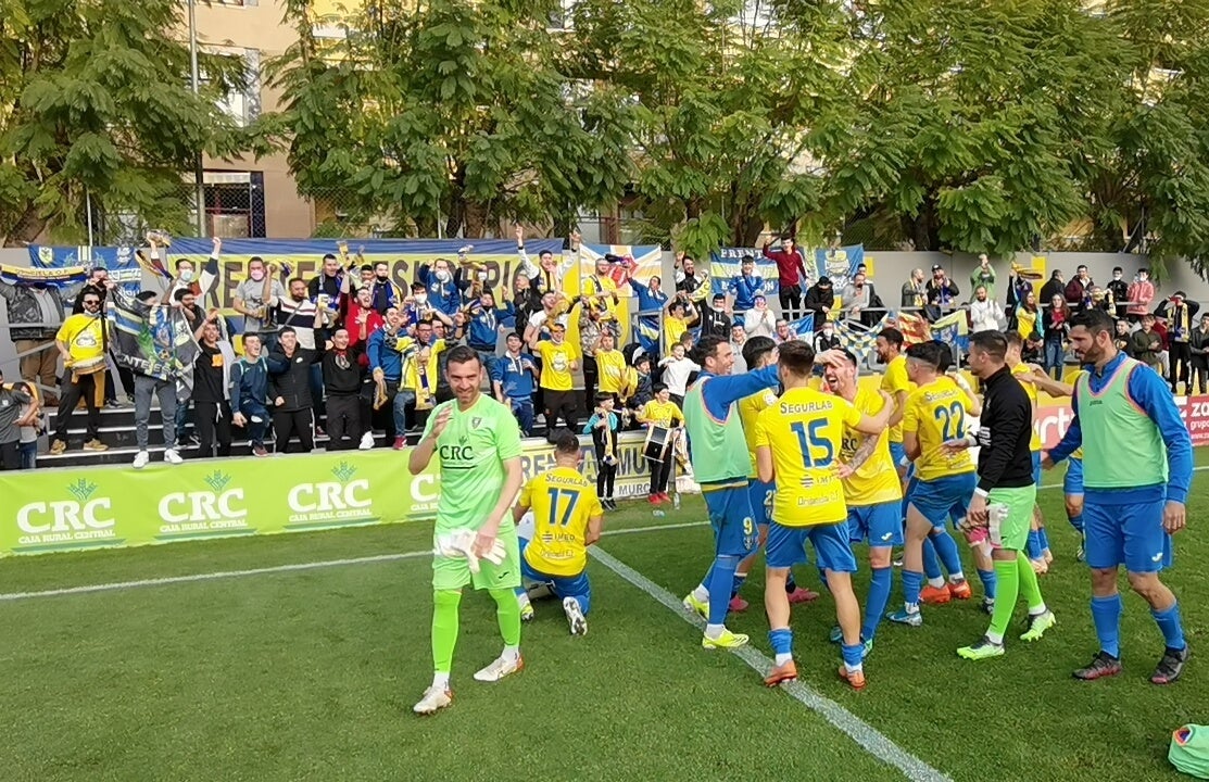 El Orihuela CF golea al Torrent y se afianza en los puestos altos, mientras el Callosa sufre un severo correctivo en Atzeneta El Orihuela CF golea al Torrent y se afianza en los puestos altos, mientras el Callosa sufre un severo correctivo en Atzeneta