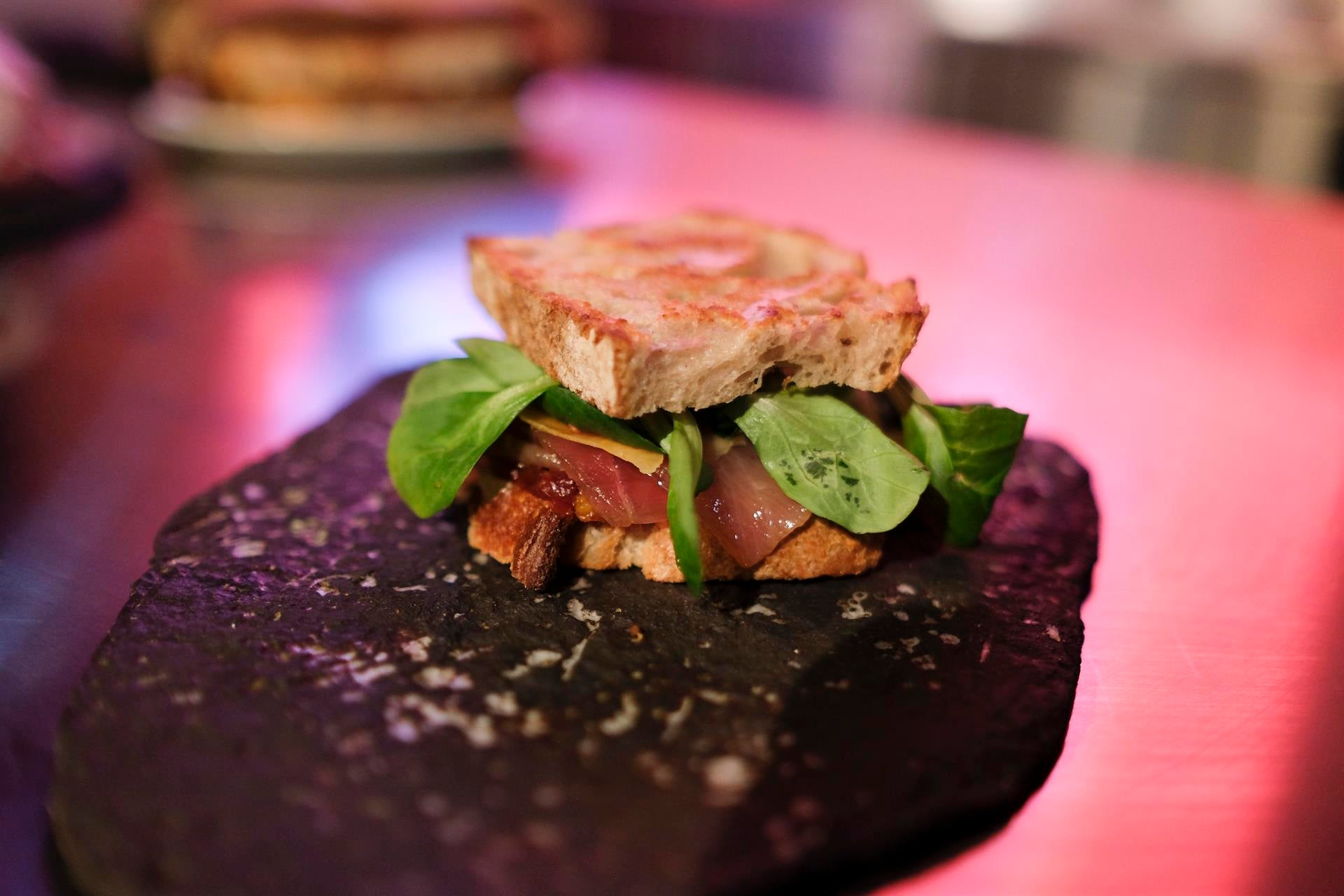 Así es 'Ventresca Madurada', el mejor bocadillo de autor de España Así es 'Ventresca Madurada', el mejor bocadillo de autor de España