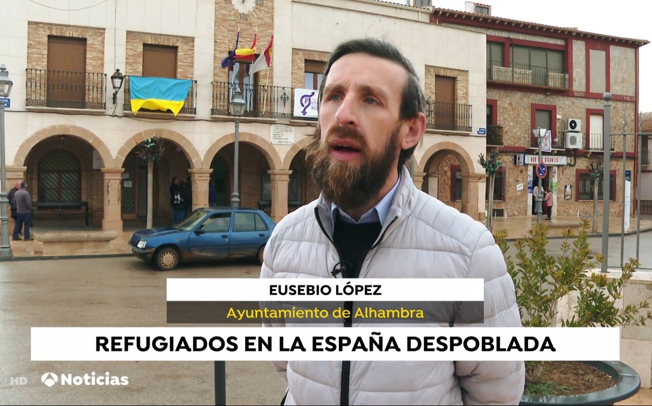 Alhambra ha traído a 21 refugiados de guerra, pero sólo 9 continúan en el municipio Alhambra ha traído a 21 refugiados de guerra, pero sólo 9 continúan en el municipio