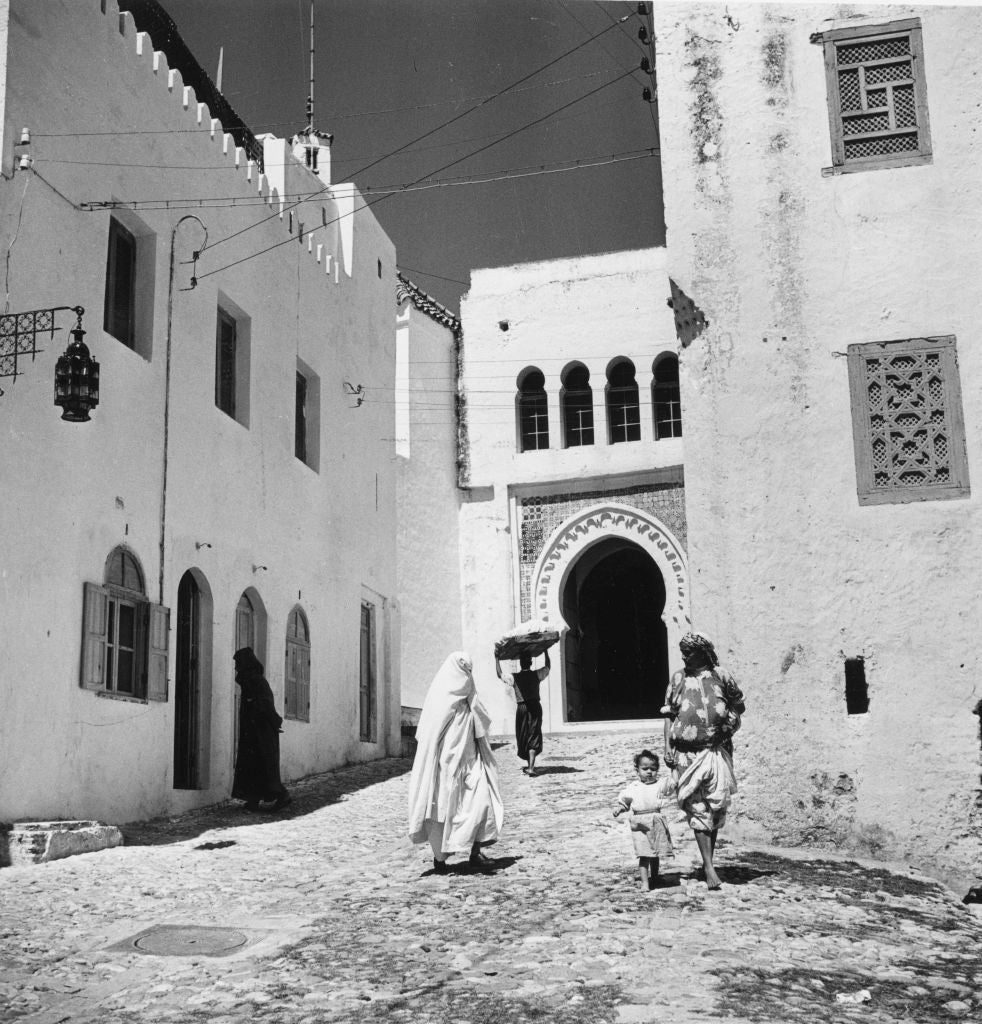 'Estrecheños': la distante vecindad literaria de España con Marruecos 'Estrecheños': la distante vecindad literaria de España con Marruecos