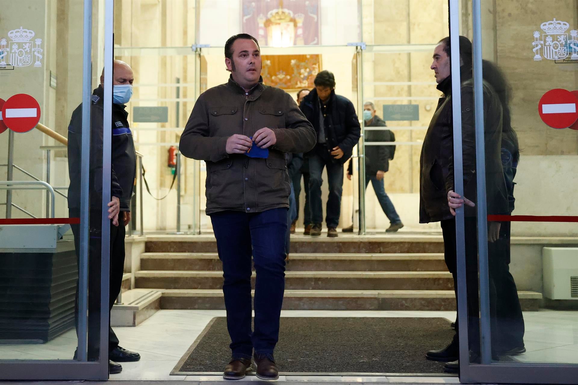 Manuel Hernández, presidente de la Plataforma de Transporte, rechaza desconvocar el paro: "Nos cuesta dinero trabajar" Manuel Hernández, presidente de la Plataforma de Transporte, rechaza desconvocar el paro: "Nos cuesta dinero trabajar"