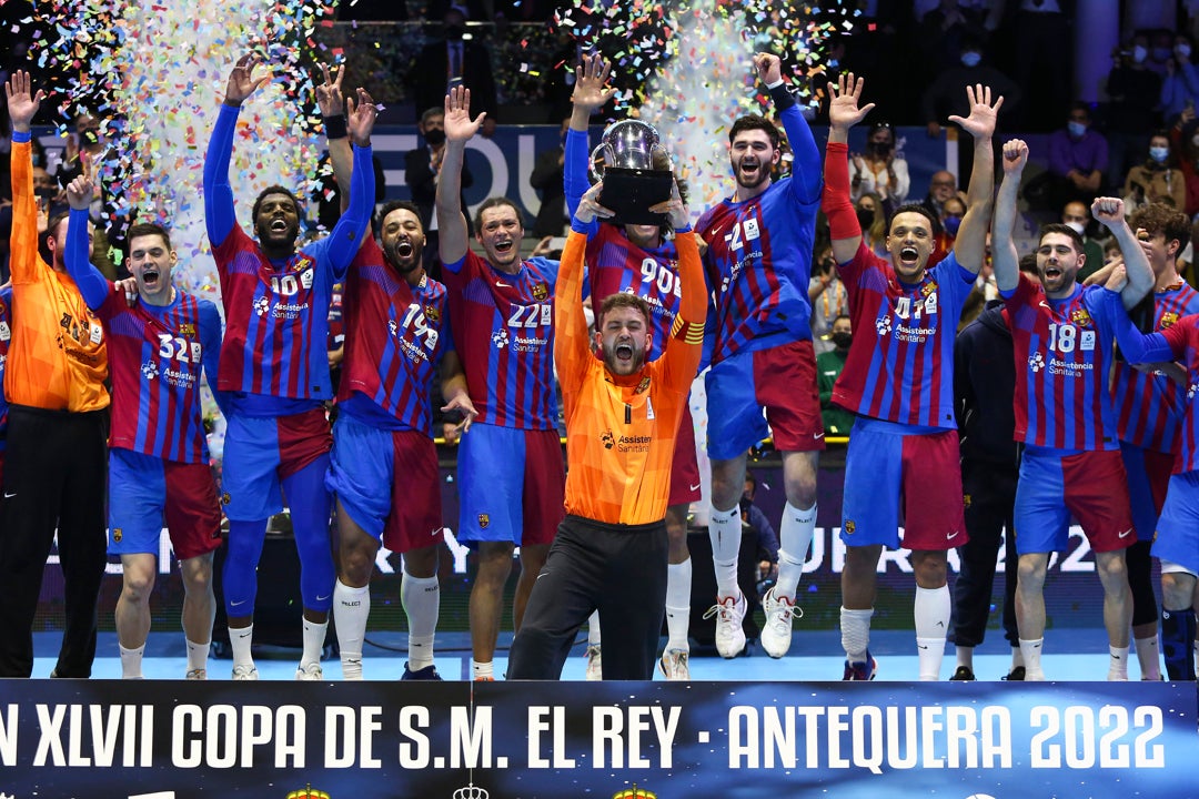 El Barcelona gana su novena Copa consecutiva El Barcelona gana su novena Copa consecutiva