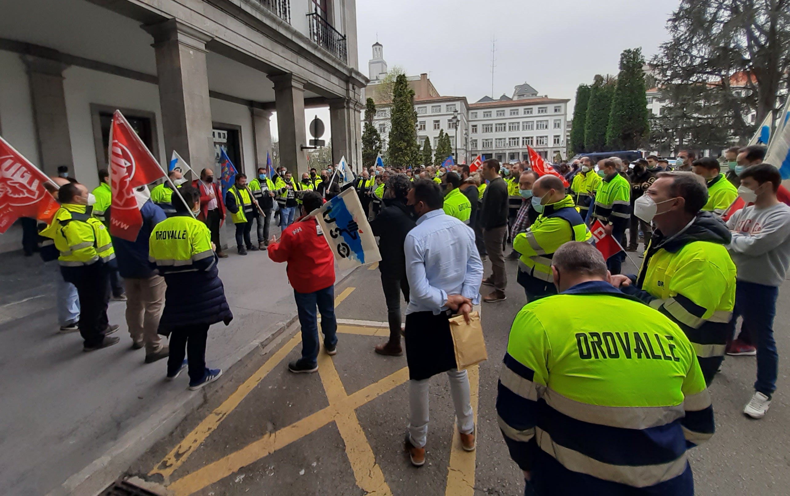 Orovalle justifica el despido temporal de 173 empleados en el paro del transporte Orovalle justifica el despido temporal de 173 empleados en el paro del transporte