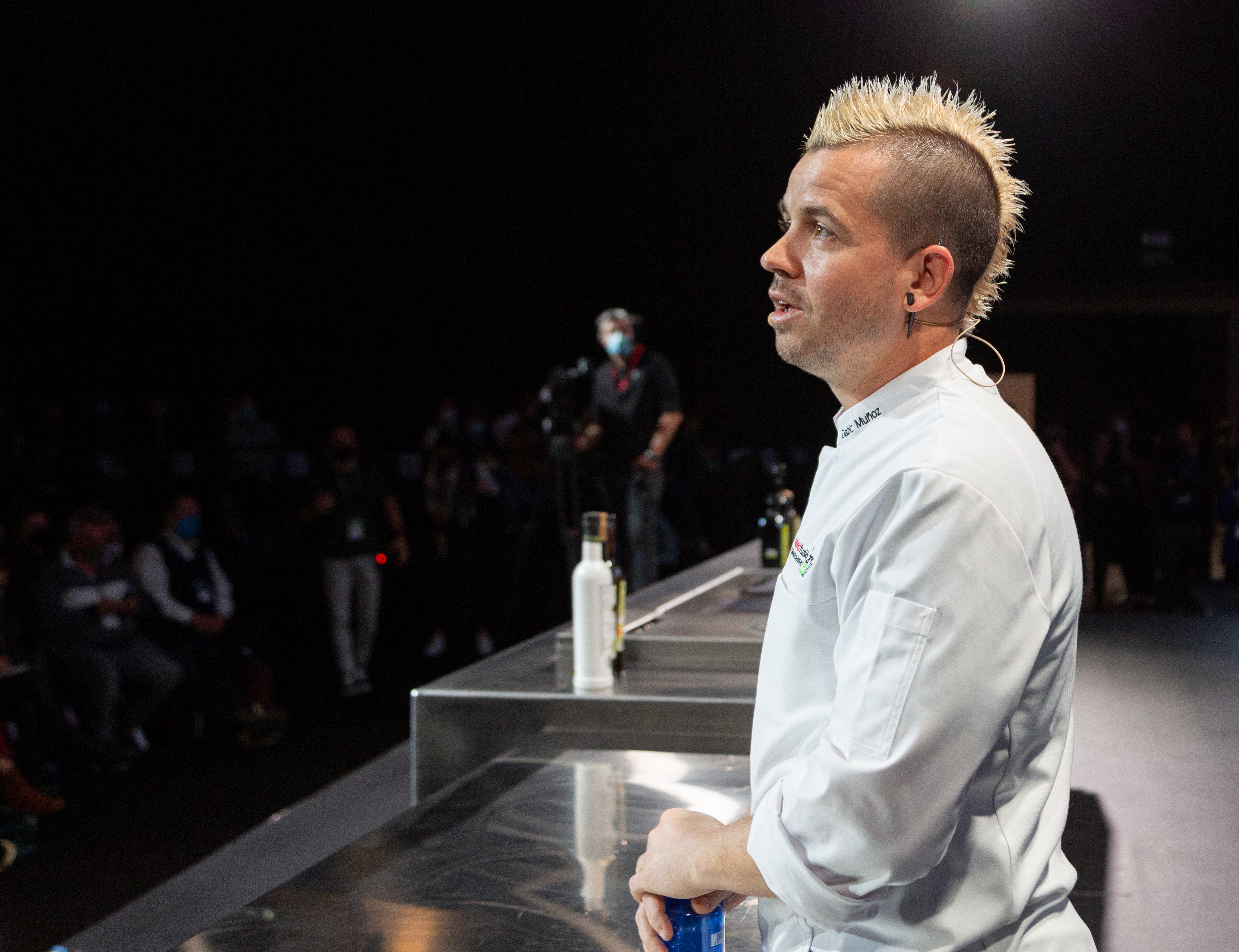 Dabiz Muñoz, sobre el precio de DiverXO: "Con el cambio, si no hubiésemos tenido público es que no debería existir" Dabiz Muñoz, sobre el precio de DiverXO: "Con el cambio, si no hubiésemos tenido público es que no debería existir"