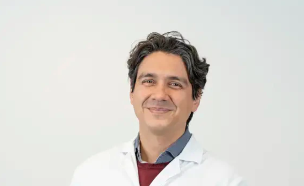 Dr. Casanova: "Hasta un 40% de los casos de apnea del sueño podría beneficiarse de un neuroestimulador" Dr. Casanova: "Hasta un 40% de los casos de apnea del sueño podría beneficiarse de un neuroestimulador"