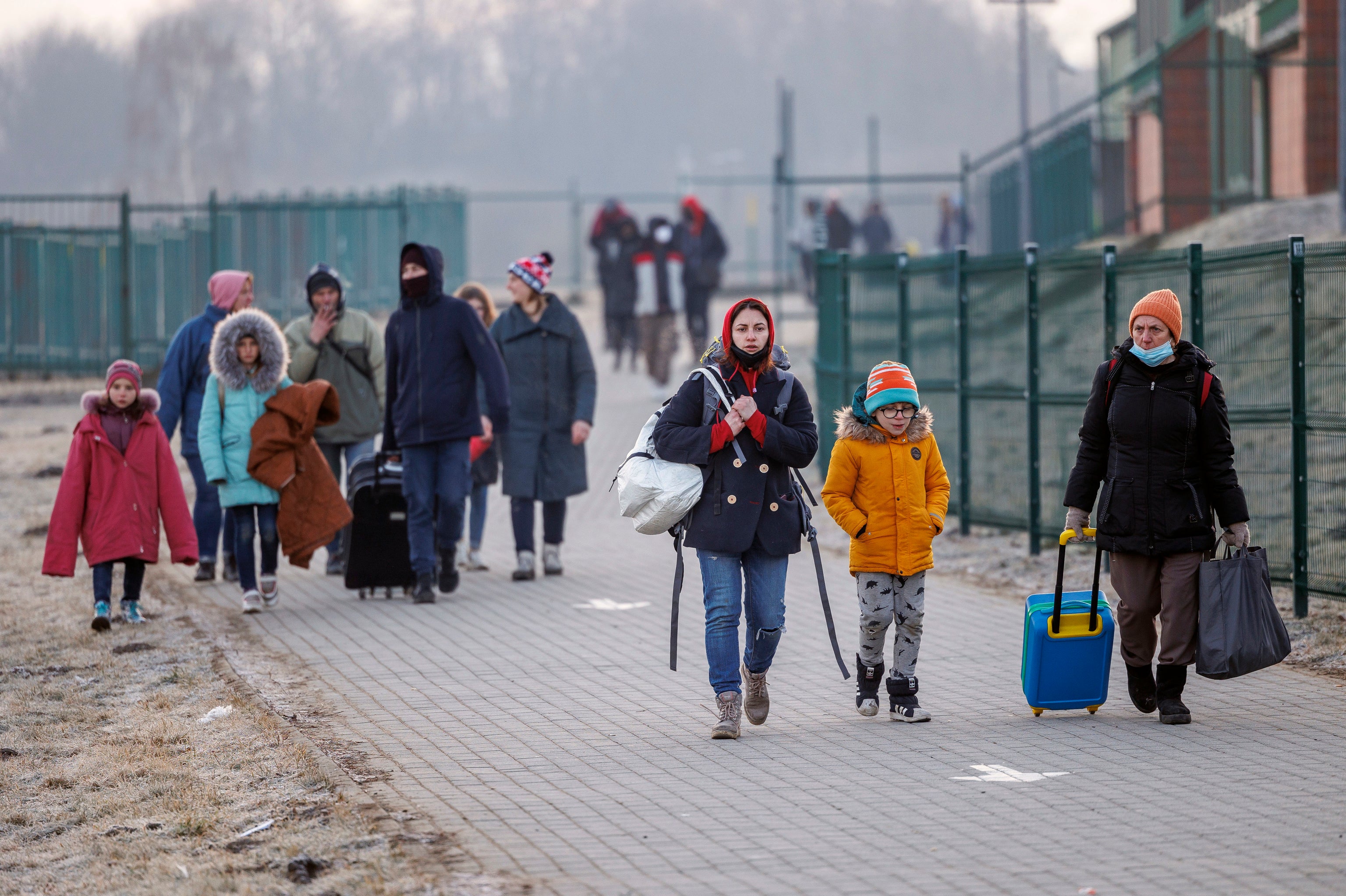 Extremadura valora compatibilizar la Renta Extremeña Garantizada hasta que los refugiados puedan percibir el Ingreso Mínimo Vital Extremadura valora compatibilizar la Renta Extremeña Garantizada hasta que los refugiados puedan percibir el Ingreso Mínimo Vital