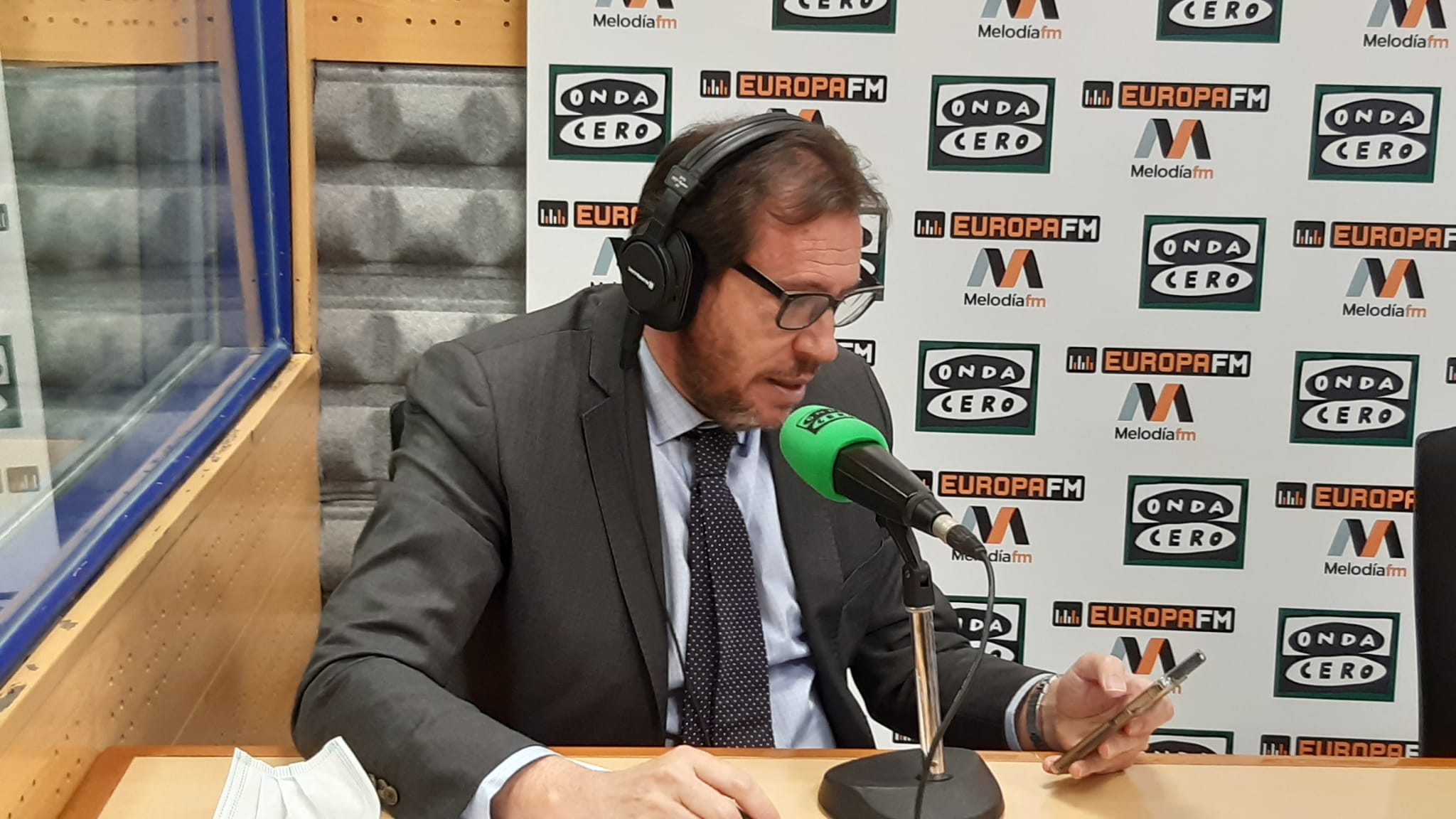 Óscar Puente: "A ver si se creen que yo no querría hacerlo (el soterramiento) si el primer beneficiario político soy yo" Óscar Puente: "A ver si se creen que yo no querría hacerlo (el soterramiento) si el primer beneficiario político soy yo"