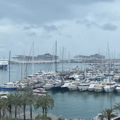 El puerto de Palma con varios cruceros atracados