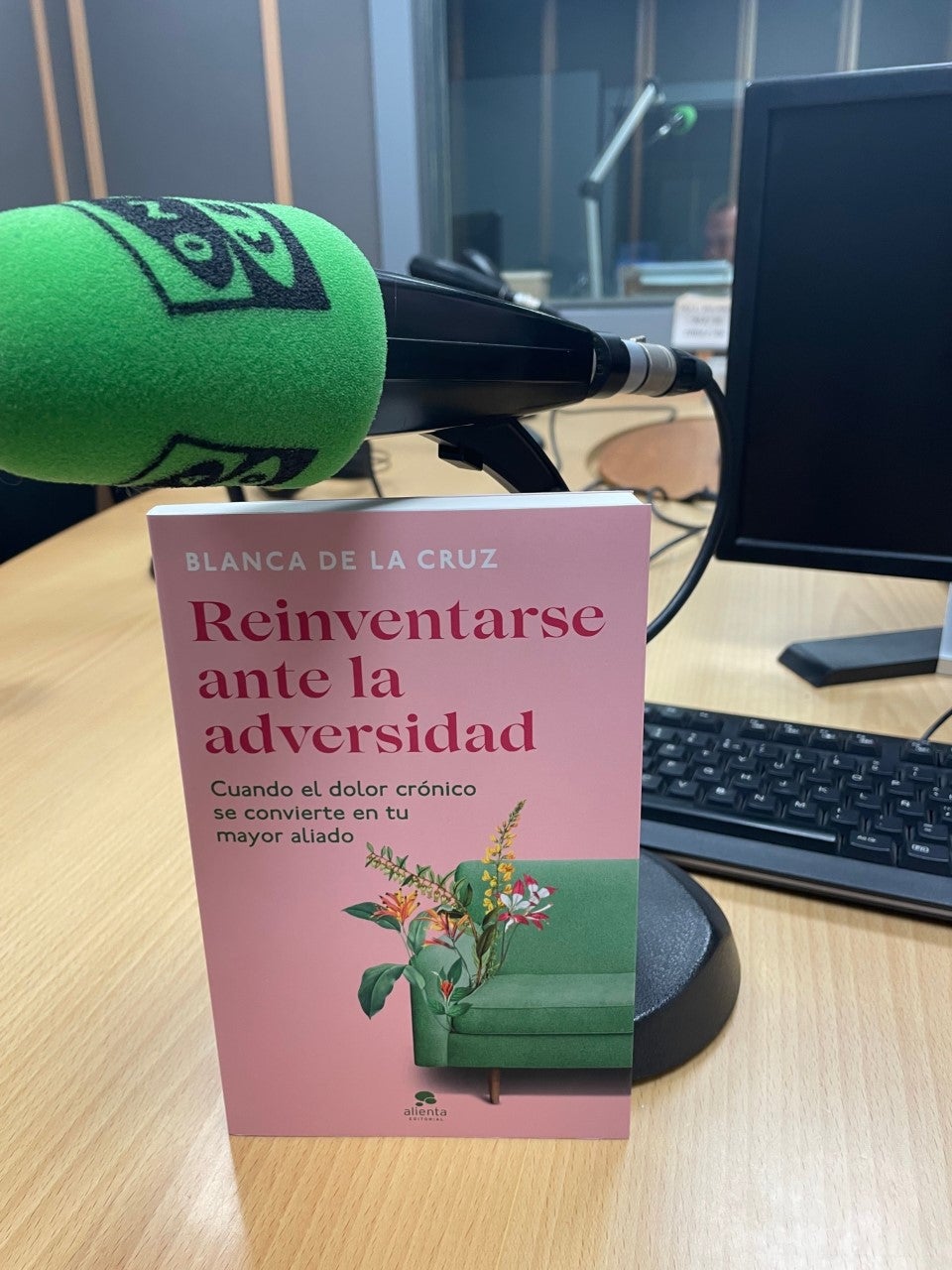 "Reinventarse ante la adversidad", un libro que plantea el dolor crónico como tu mejor aliado "Reinventarse ante la adversidad", un libro que plantea el dolor crónico como tu mejor aliado