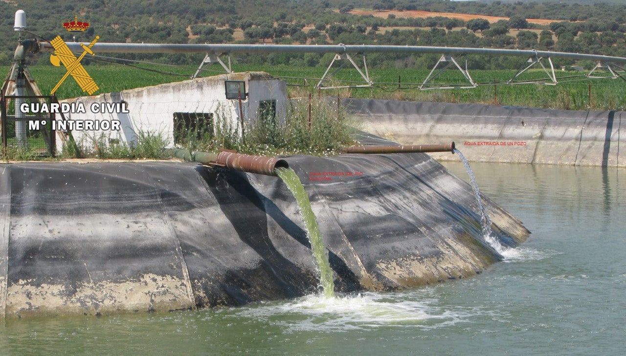Investigan a una persona por extracción ilegal de agua del Guadiana en Los Pozuelos de Calatrava Investigan a una persona por extracción ilegal de agua del Guadiana en Los Pozuelos de Calatrava
