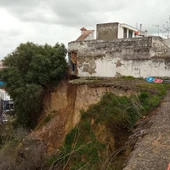 Una imagen del talud en Chiclana Una imagen del talud en Chiclana
