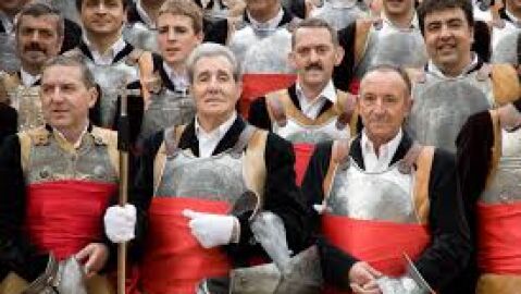 Procesi&oacute;n de "Los Armaos" de Sig&uuml;enza. 