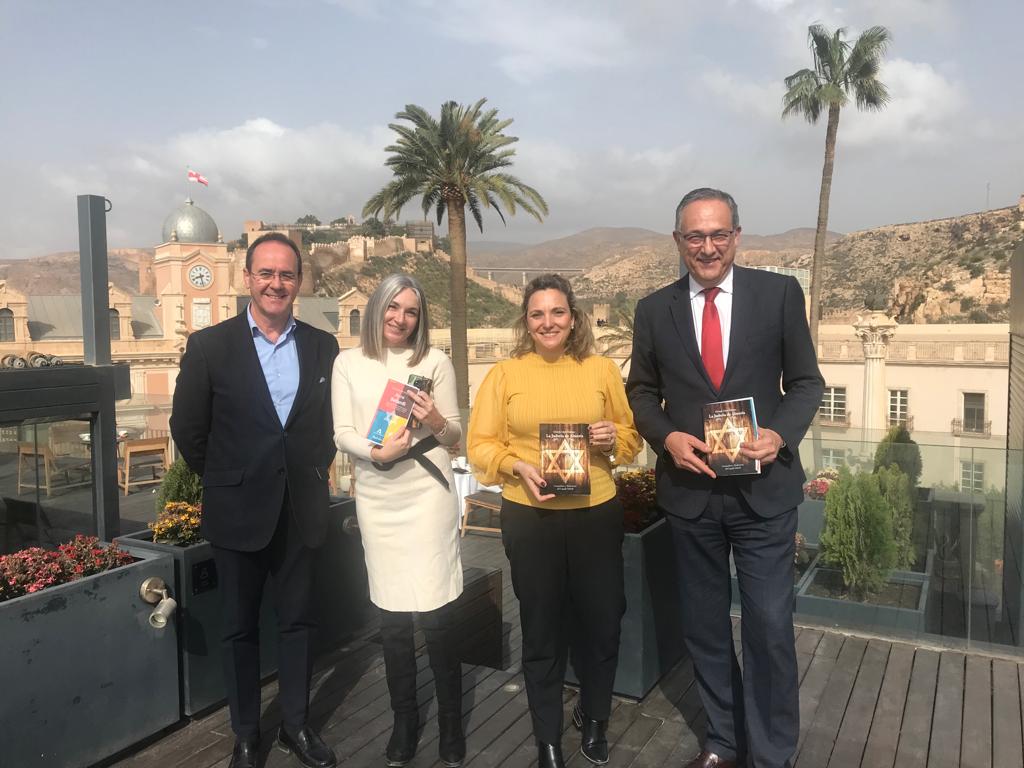 El 4 de mayo se presentará Ayre Sefardí, un viaje de autor por el pasado judeo-español en Almería El 4 de mayo se presentará Ayre Sefardí, un viaje de autor por el pasado judeo-español en Almería