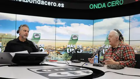 Mario Gas y Carlos Alsina en 'Más de uno' Mario Gas y Carlos Alsina en 'Más de uno'