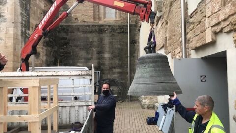 Trasllat campana M&ograve;nica