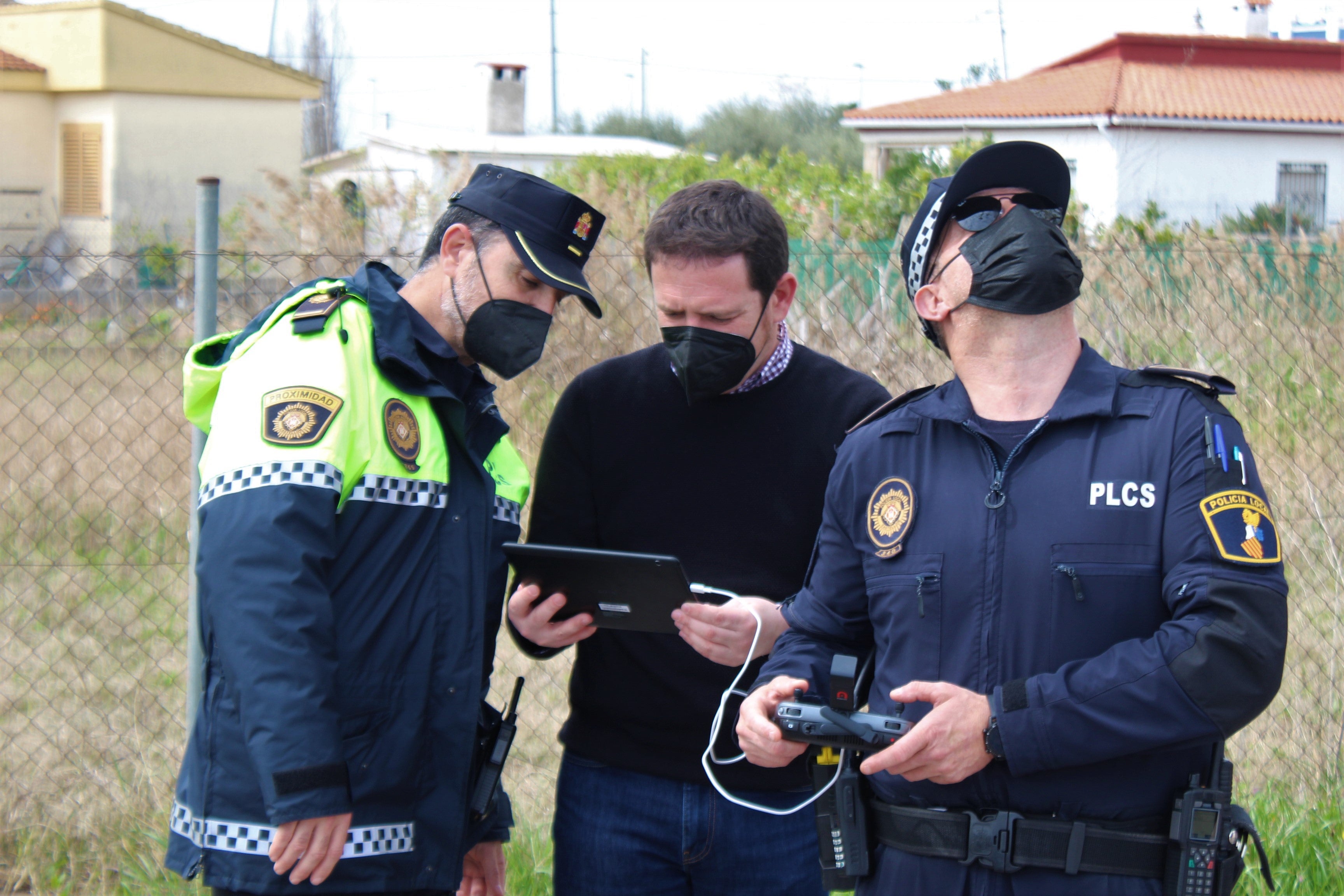 Castelló vigila la Marjaleria con drones para evitar el vertido incontrolado de voluminosos Castelló vigila la Marjaleria con drones para evitar el vertido incontrolado de voluminosos
