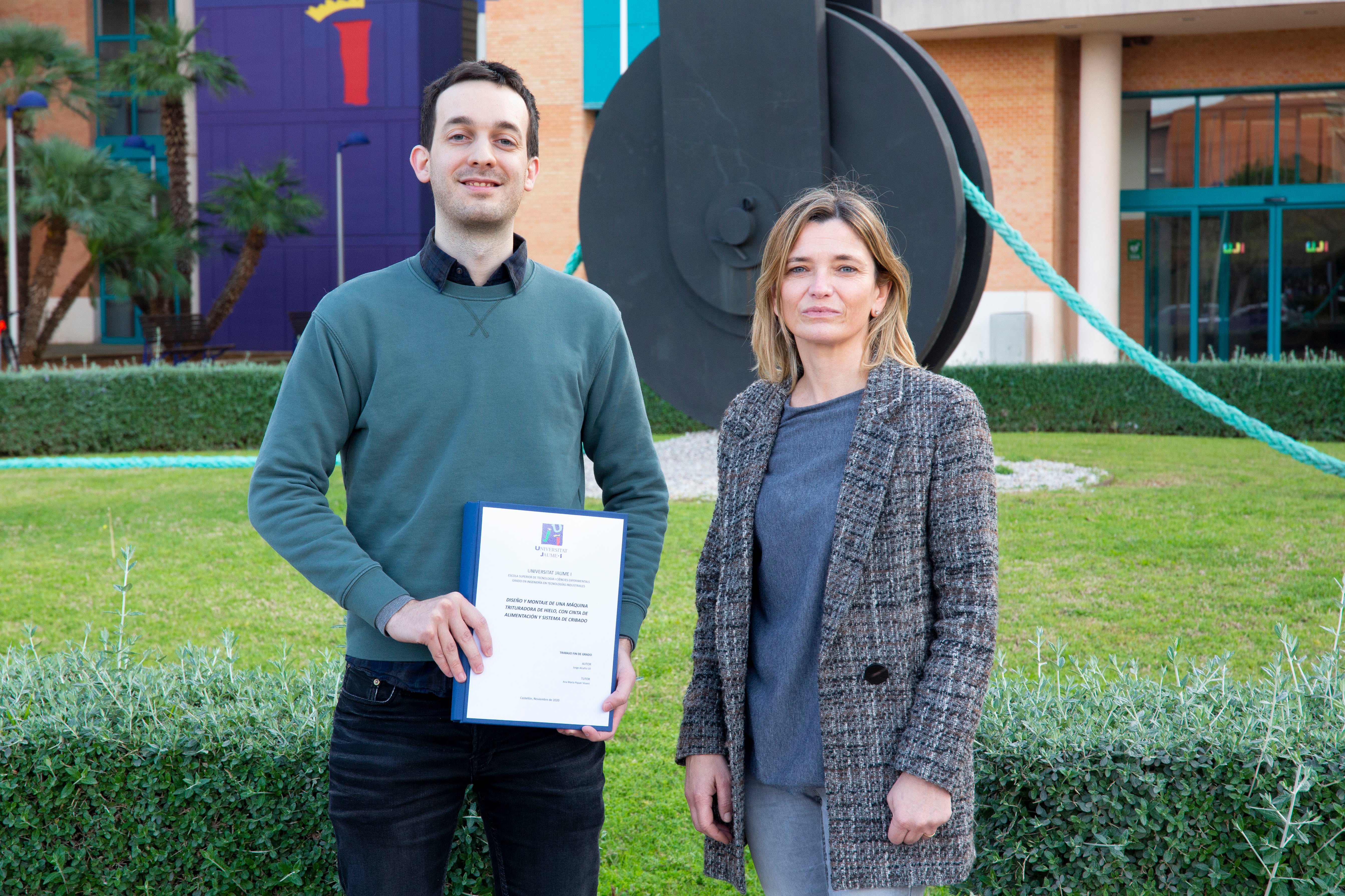 El ingeniero en Tecnologías Industrial de la UJI Jorge Alcañiz Ojo gana la sexta edición del Premio ACERINOX El ingeniero en Tecnologías Industrial de la UJI Jorge Alcañiz Ojo gana la sexta edición del Premio ACERINOX