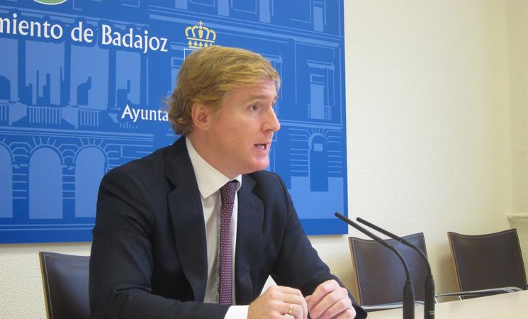 Gragera sobre el Centro Ibérico de Energías Renovables: "no se ha perdido, sino que se lo han quitado a Badajoz" Gragera sobre el Centro Ibérico de Energías Renovables: "no se ha perdido, sino que se lo han quitado a Badajoz"
