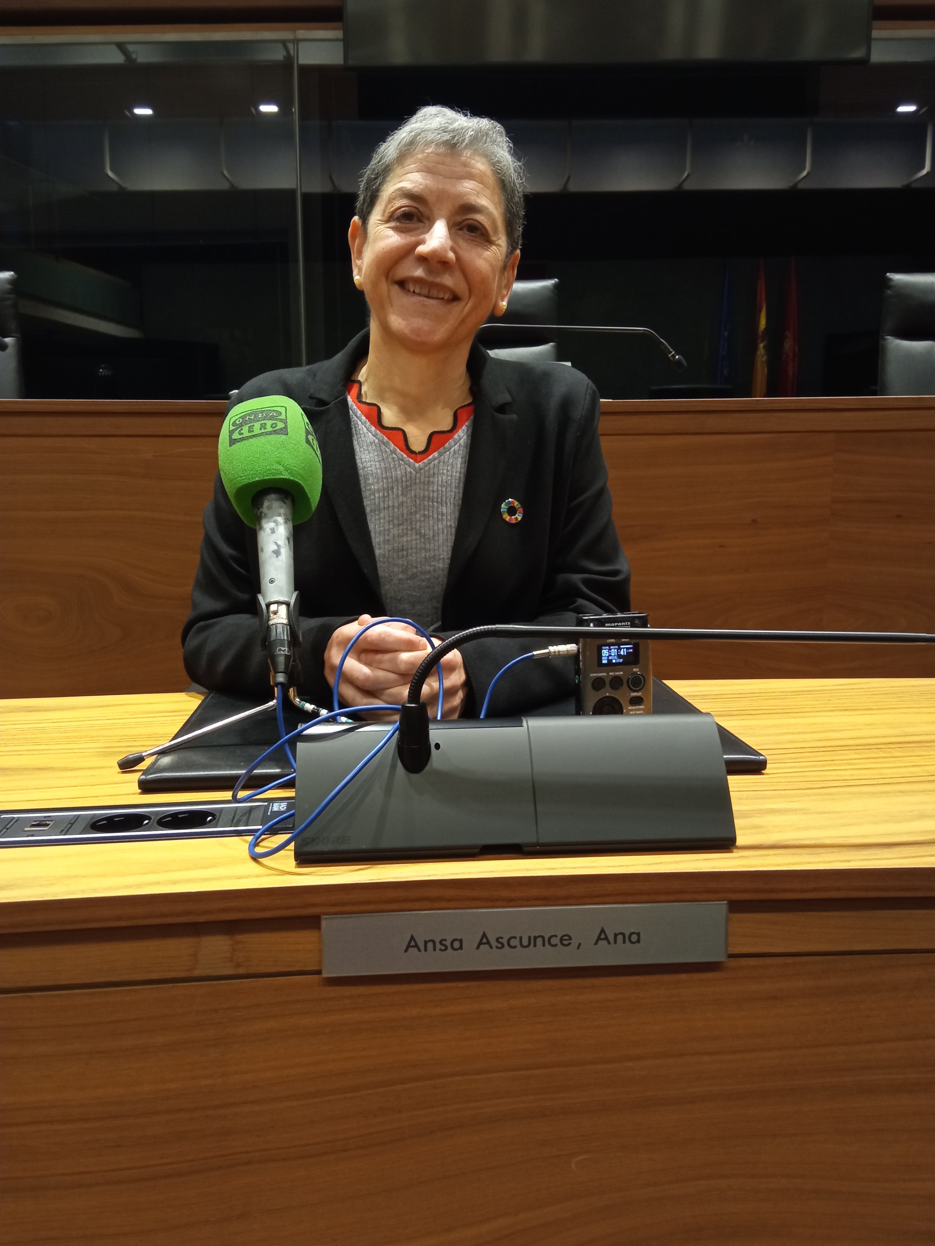 Ana Ansa: “Pertenezco al grupo de los descreídos, la Iglesia se empeñó en echarme del sistema” Ana Ansa: “Pertenezco al grupo de los descreídos, la Iglesia se empeñó en echarme del sistema”