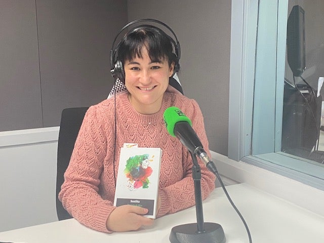 Patricia de Blas presenta su primera novela, Sostika Patricia de Blas presenta su primera novela, Sostika