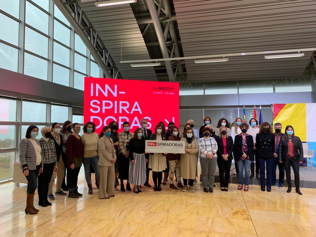 Redit presenta Innspiradoras, una plataforma digital para conocer el talento femenino innovador. Redit presenta Innspiradoras, una plataforma digital para conocer el talento femenino innovador.
