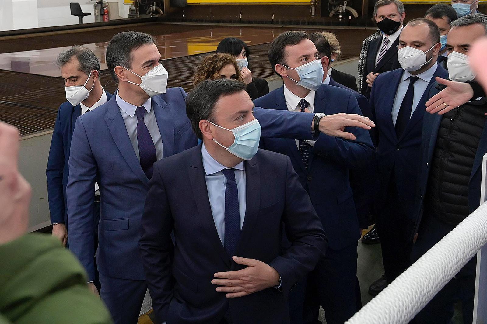 Sánchez apuesta por la energía eólica marina para Navantia Ferrol Sánchez apuesta por la energía eólica marina para Navantia Ferrol