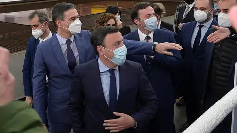 Pedro Sánchez en el astillero de Navantia Ferrol Pedro Sánchez en el astillero de Navantia Ferrol
