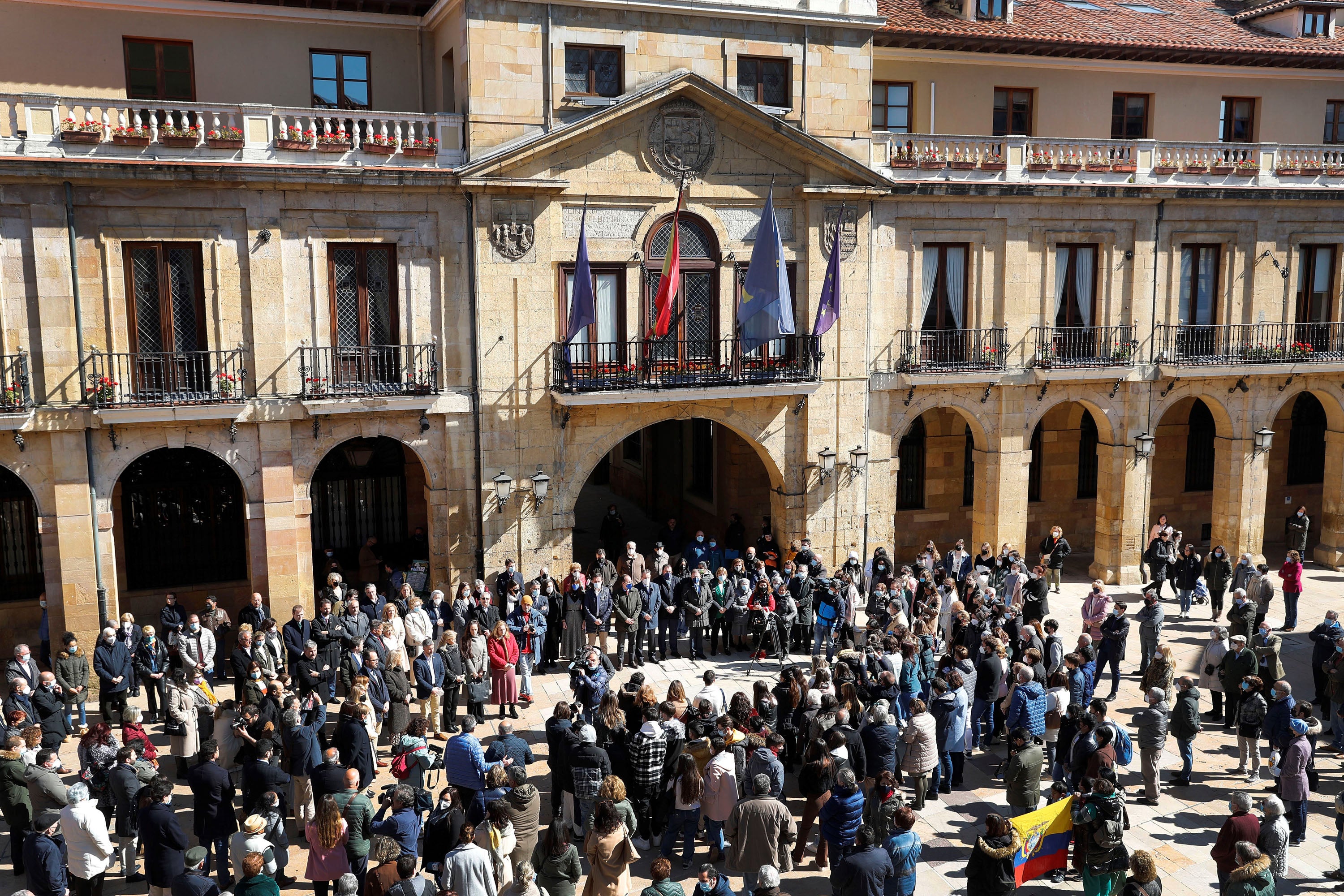 Silencio en memoria de Erika Silencio en memoria de Erika