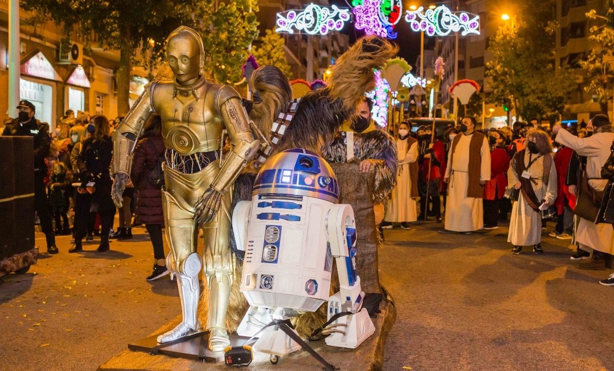 El PP de Elche vuelve a denunciar fraccionamiento de contratos, ahora en el área de Fiestas, pero el alcalde lo niega El PP de Elche vuelve a denunciar fraccionamiento de contratos, ahora en el área de Fiestas, pero el alcalde lo niega