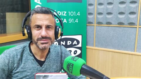 El escritor Jos&eacute; Jurado en Onda Cero